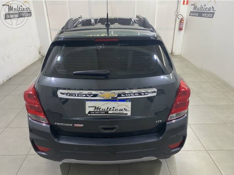 CHEVROLET - TRACKER 1.4 16V TURBO FLEX LTZ AUTOMÁTICO - 2017/2017 - CINZA - R$ 83.900,00