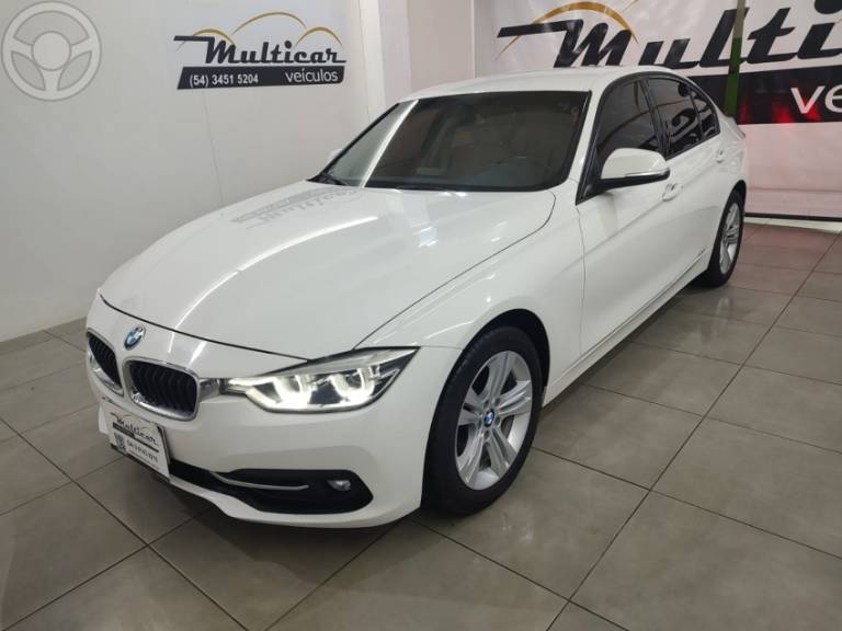 BMW - 320I - 2016/2017 - BRANCA - R$ 126.900,00