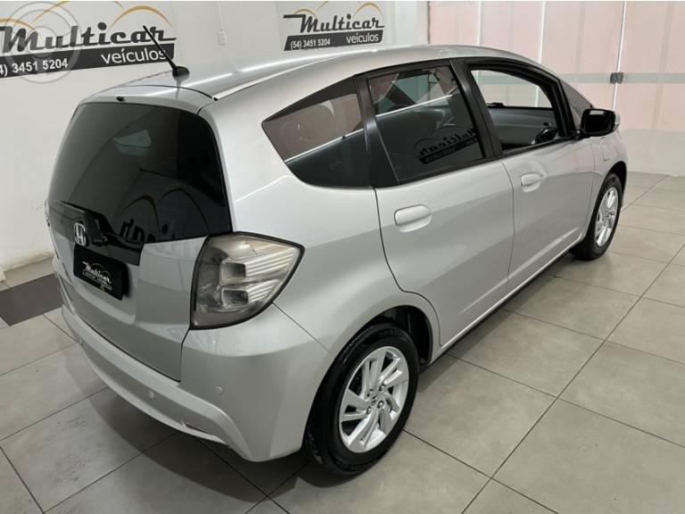 HONDA - FIT 1.4 CX 16V FLEX 4P MANUAL - 2014/2014 - PRATA - R$ 53.500,00