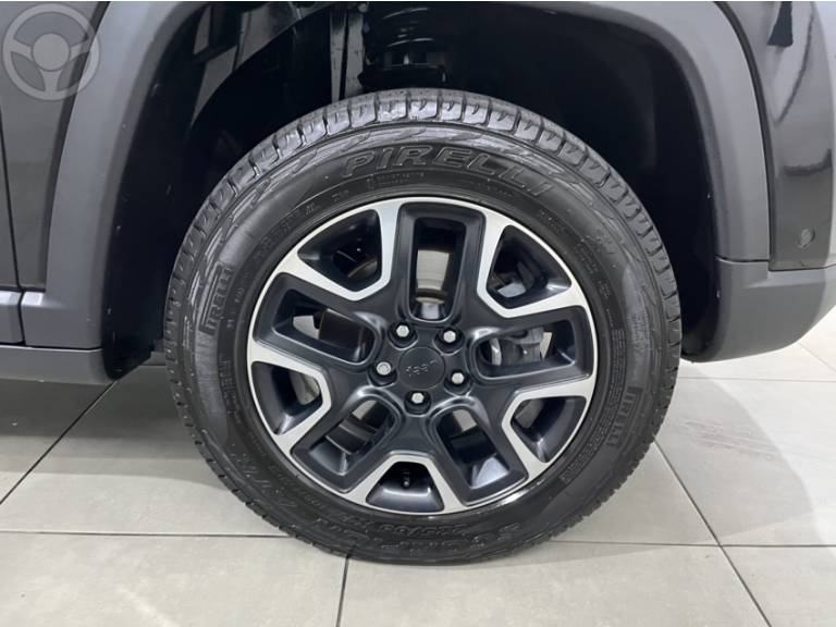 JEEP - COMPASS 2.0 16V DIESEL TRAILHAWK 4X4 AUTOMÁTICO - 2021/2021 - PRETA - R$ 128.900,00