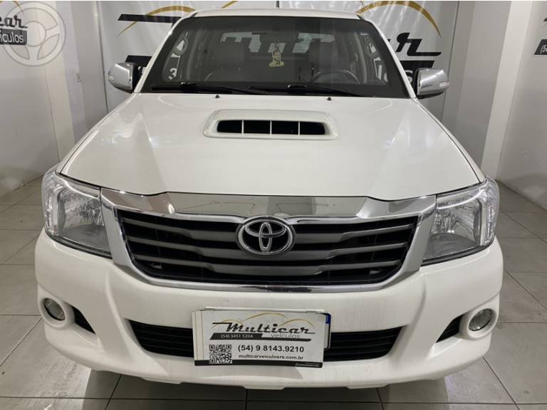 TOYOTA - HILUX 3.0 SRV 4X4 CD 16V TURBO INTERCOOLER DIESEL 4P AUTOMÁTICO - 2013/2013 - BRANCA - R$ 138.000,00