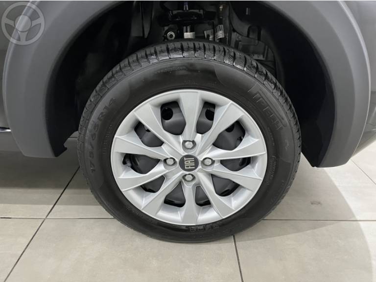 FIAT - MOBI 1.0 8V EVO FLEX LIKE. MANUAL - 2024/2024 - PRETA - R$ 57.900,00