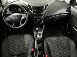 HYUNDAI - HB20 1.6 COMFORT PLUS 16V FLEX 4P MANUAL - 2018/2019 - BRANCA - R$ 63.900,00