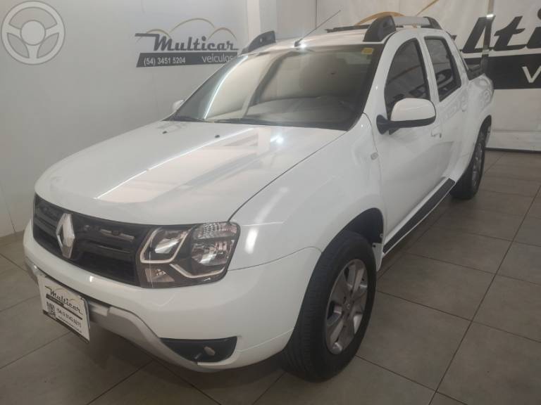 RENAULT - DUSTER OROCH 2.0 16V FLEX DYNAMIQUE 4P AUTOMÁTICO - 2018/2019 - BRANCA - R$ 78.900,00