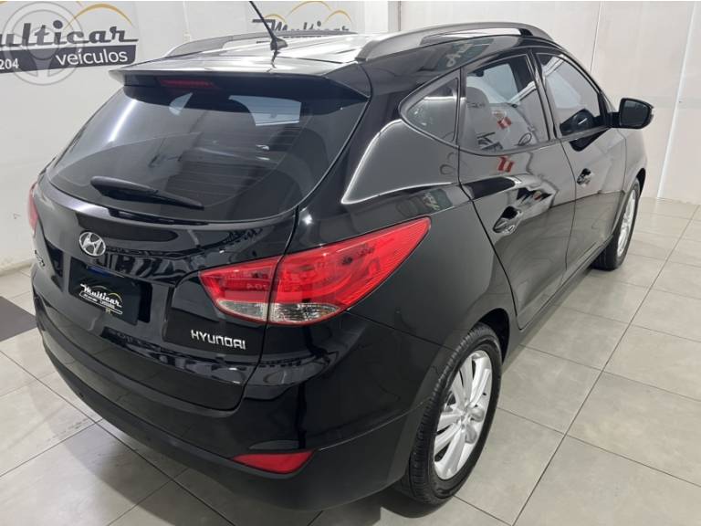 HYUNDAI - IX35 2.0 MPFI GLS 4X2 16V 4P AUTOMÁTICO - 2011/2012 - PRETA - R$ 67.900,00