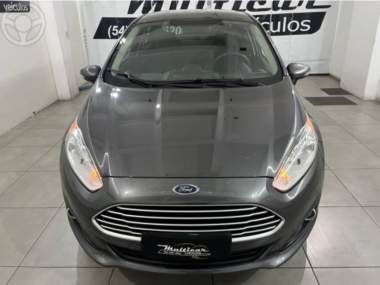 FORD - FIESTA 1.6 SE SEDAN 16V FLEX 4P MANUAL - 2014/2015 - CINZA - R$ 45.500,00