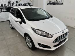 FORD - FIESTA 1.6 SE HATCH 16V FLEX 4P AUTOMÁTICO - 2015/2016 - BRANCA - R$ 54.500,00