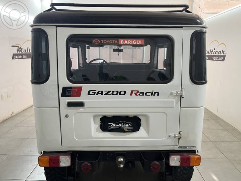 TOYOTA - BANDEIRANTE 4.0 OJ50LV-B 4X4 CHASSI LONGO DIESEL 2P MANUAL - 1991/1991 - BRANCA - R$ 99.000,00