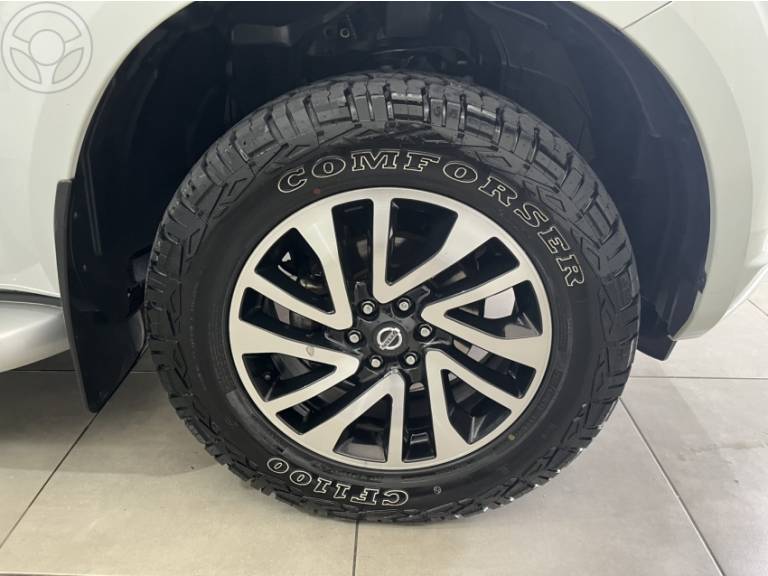 NISSAN - FRONTIER 2.3 LE 4X4 CD BI TURBO DIESEL 4P AUTOMÁTICO - 2019/2019 - BRANCA - R$ 149.900,00