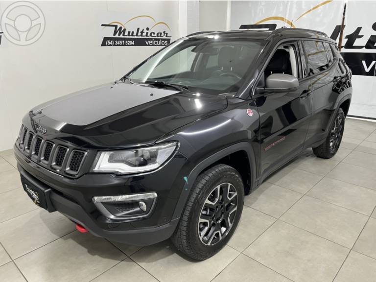 JEEP - COMPASS 2.0 16V DIESEL TRAILHAWK 4X4 AUTOMÁTICO - 2021/2021 - PRETA - R$ 131.900,00