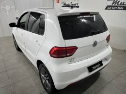 VOLKSWAGEN - FOX 1.6 MSI TRENDLINE 8V FLEX 4P MANUAL - 2016/2016 - BRANCA - R$ 51.900,00