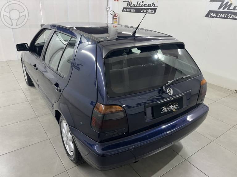VOLKSWAGEN - GOLF 2.0 MI GLX 8V 4P MANUAL - 1998/1998 - AZUL - R$ 38.900,00