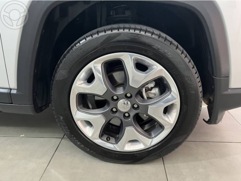 JEEP - COMPASS 2.0 16V FLEX LIMITED AUTOMÁTICO - 2017/2017 - PRATA - R$ 91.900,00