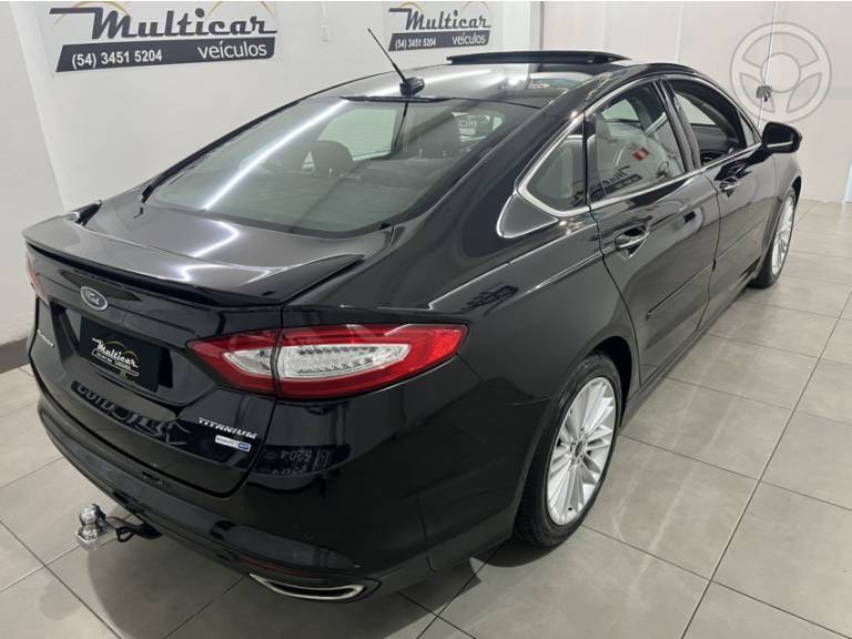 FORD - FUSION 2.0 TITANIUM AWD 16V 4P AUTOMÁTICO - 2014/2015 - PRETA - R$ 78.500,00