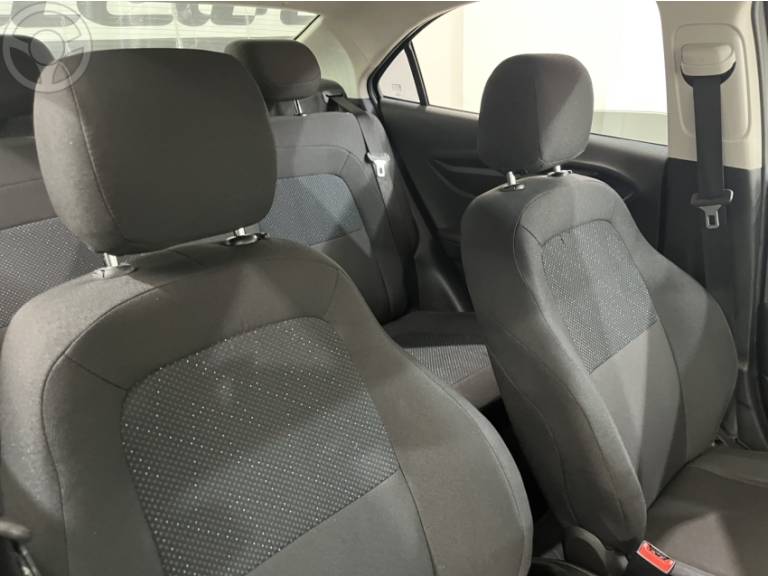 CHEVROLET - PRISMA 1.0 MPFI JOY 8V FLEX 4P MANUAL - 2017/2018 - PRATA - R$ 47.900,00