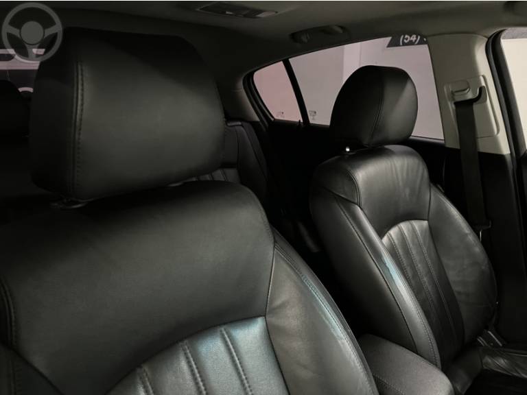 CHEVROLET - CRUZE 1.8 LTZ SPORT6 16V FLEX 4P AUTOMÁTICO - 2014/2014 - PRATA - R$ 69.900,00