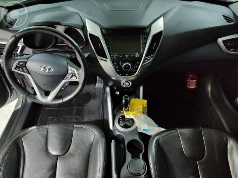 HYUNDAI - VELOSTER 1.6 16V 3P AUTOMÁTICO - 2011/2012 - PRATA - R$ 56.900,00