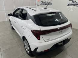 HYUNDAI - HB20 1.0 COMFORT PLUS 12V FLEX 4P MANUAL - 2023/2024 - BRANCA - R$ 72.900,00