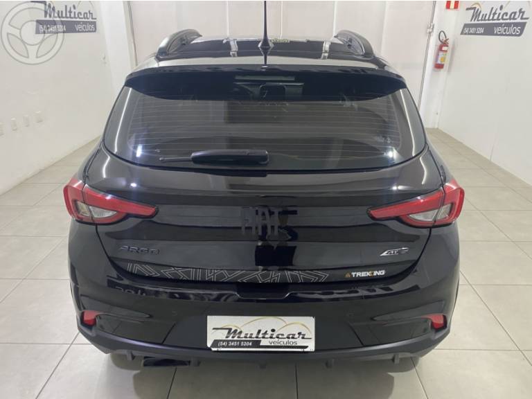 FIAT - ARGO 1.8 TREKKING 16V FLEX 4P AUTOMÁTICO - 2021/2021 - PRETA - R$ 80.500,00