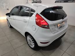 FORD - FIESTA 1.6 TITANIUM HATCH 16V FLEX 4P AUTOMÁTICO - 2014/2014 - BRANCA - R$ 46.900,00